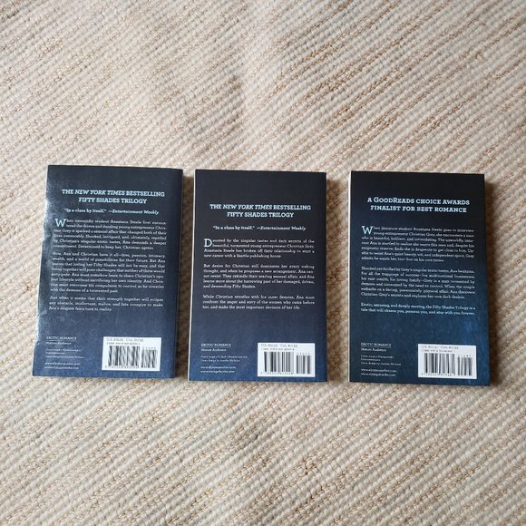 Fifty Shades trilogy book set - paperback - Picture 4 of 7